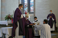 Beauftragung zu Lektorat und Akolythat in St. Marien, Volkmarsen (Foto: Karl-Franz Thiede)